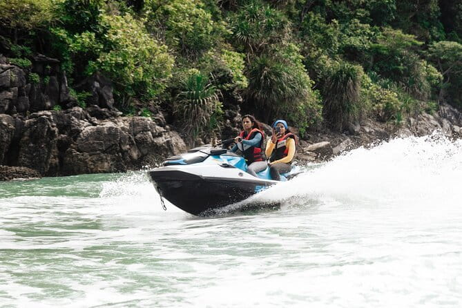 2 Hours Jet Ski Tour Rookie Package - Meeting at Pantai Cenang and getting ready