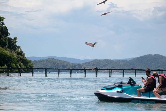 3-Hours Jet Ski Langkawi Island Tour Experience - Limestone Island and the final close-up view