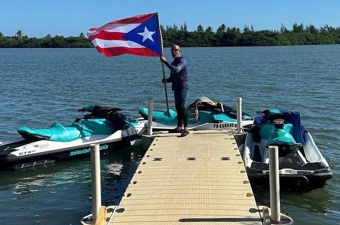 30-Minute Freestyle Jet Ski Adventure in the Bay - Riding Across Cataño Bay