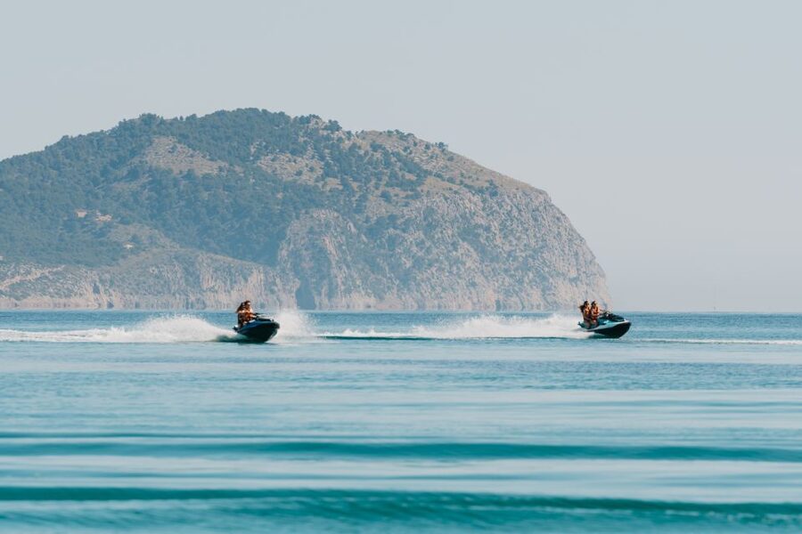 Alcudia: Jet Ski Tour to Lighthouse Island with photos - The photo stop and Lighthouse Island