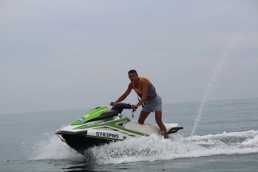Algarve: Jet Ski Rental in Armação de Pêra - Who should book this Armação de Pêra jet ski ride?