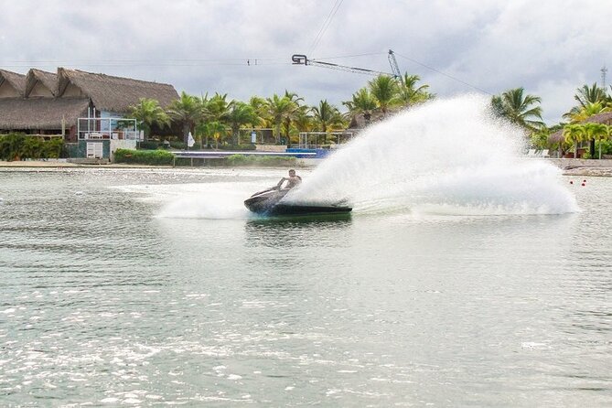 Aqua Adventure: Jet Ski + Aqua Karts - The extra activities need a clear question