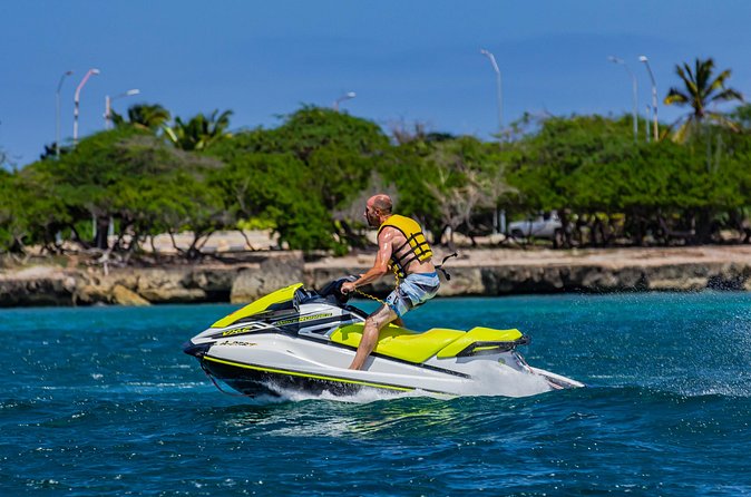 Aruba Jet Ski Waverunner Rental - Single riders, pairs, teenagers, and weight limits