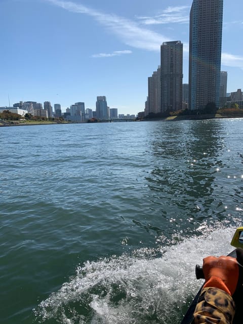 Asakusa : explore tokyo bay and canals by jet skis - Rainbow Bridge and Tokyo Bay