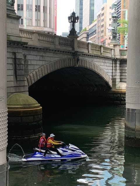 Asakusa : explore tokyo bay and canals by jet skis - What the private setup is worth