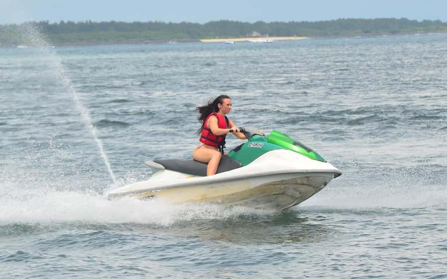 Bali: 30-Minute Jet Ski Selft Drive - The value of $73 per person