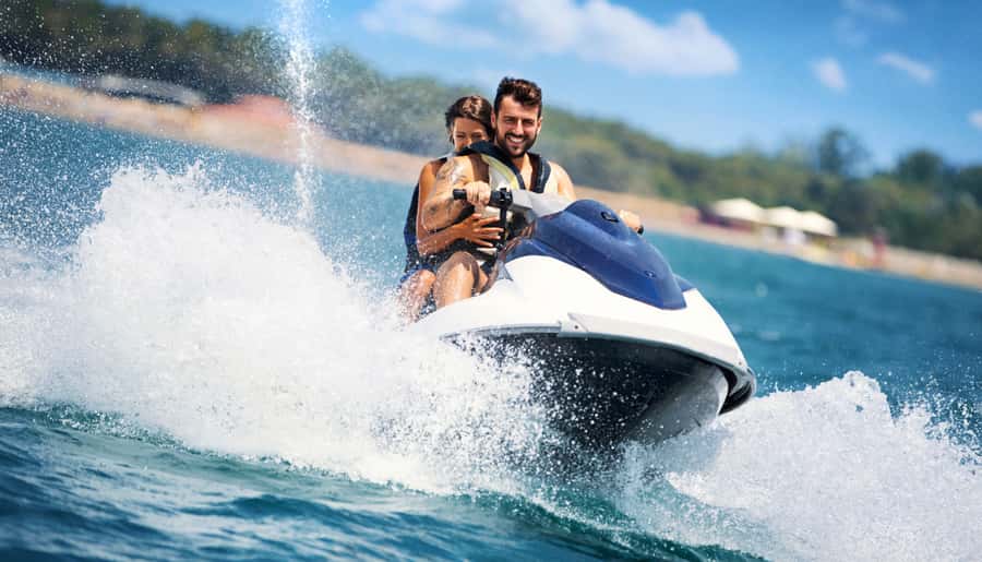 Bali: Parasailing, Jet Ski & Uluwatu Tour with Kecak Dance - Tanjung Benoa: two hours of sea-time action
