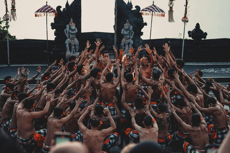 Bali: Parasailing, Jet Ski & Uluwatu Tour with Kecak Dance - Sunset Kecak Dance: the strongest evening stop