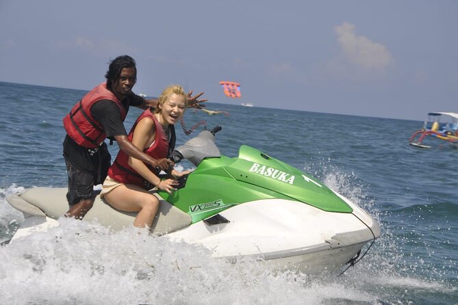 Bali Water Sport: Parasailing - Sea Walker -Jet Ski - Fly Board - Staff support and the fly board lesson