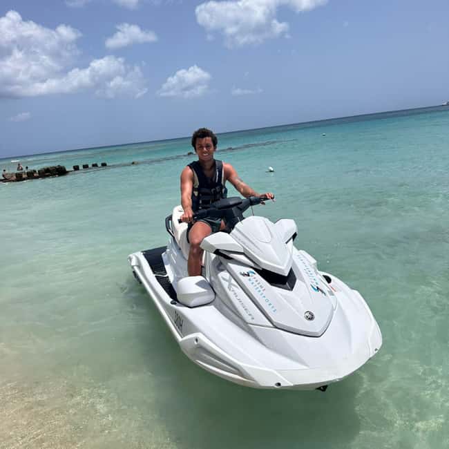 Barbados: Jet Ski Rental with Supreme Watersports - The five to ten minute safety briefing