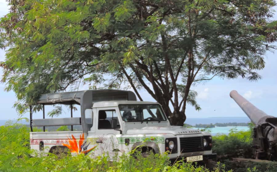 Bora Bora Adventure Day: 4X4 and Jet Ski with Lunch - One day, two faces of Bora Bora