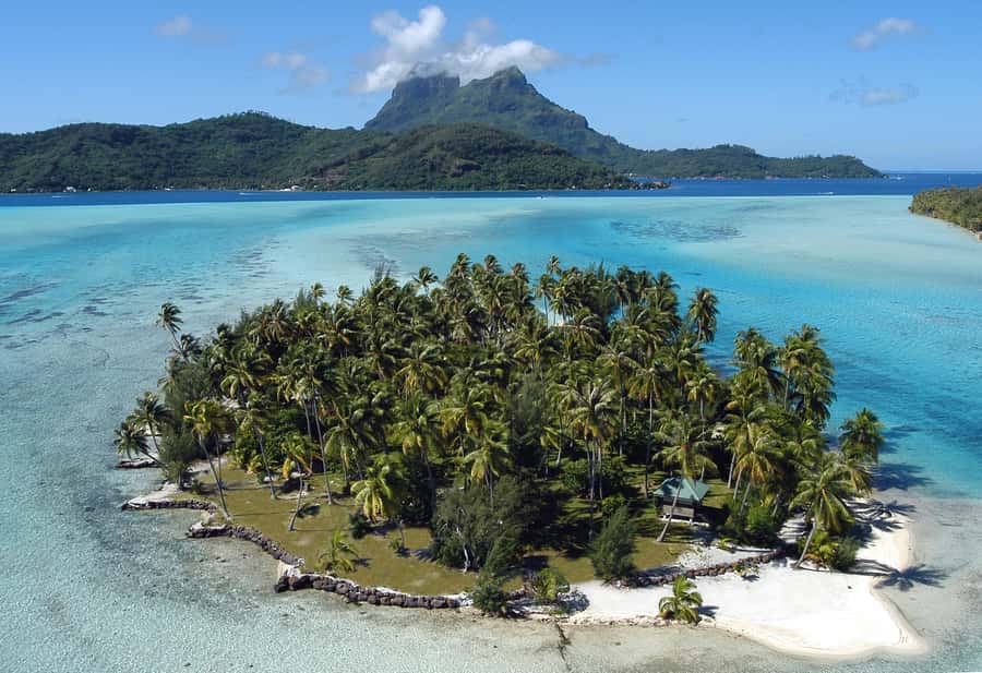 Bora Bora Adventure Day: 4X4 and Jet Ski with Lunch - Two hours on the jet ski