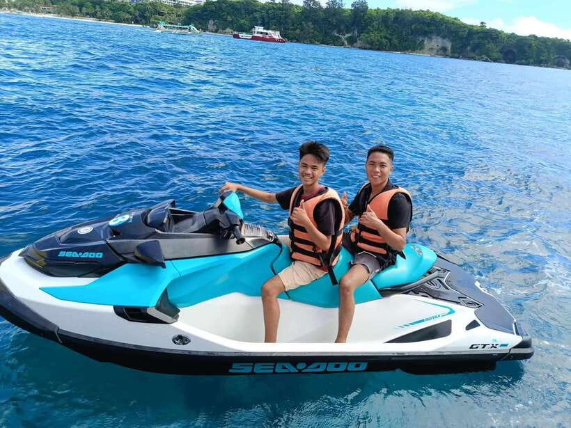 Boracay Jet Ski Adventure 30 minutes - A fast start from Astoria Station 1