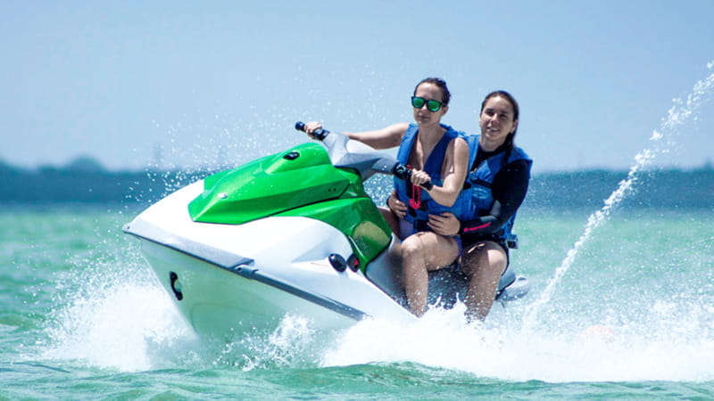 Cancun: Waverunner in Nichupte Lagoon - Should you book the Cancun Waverunner?