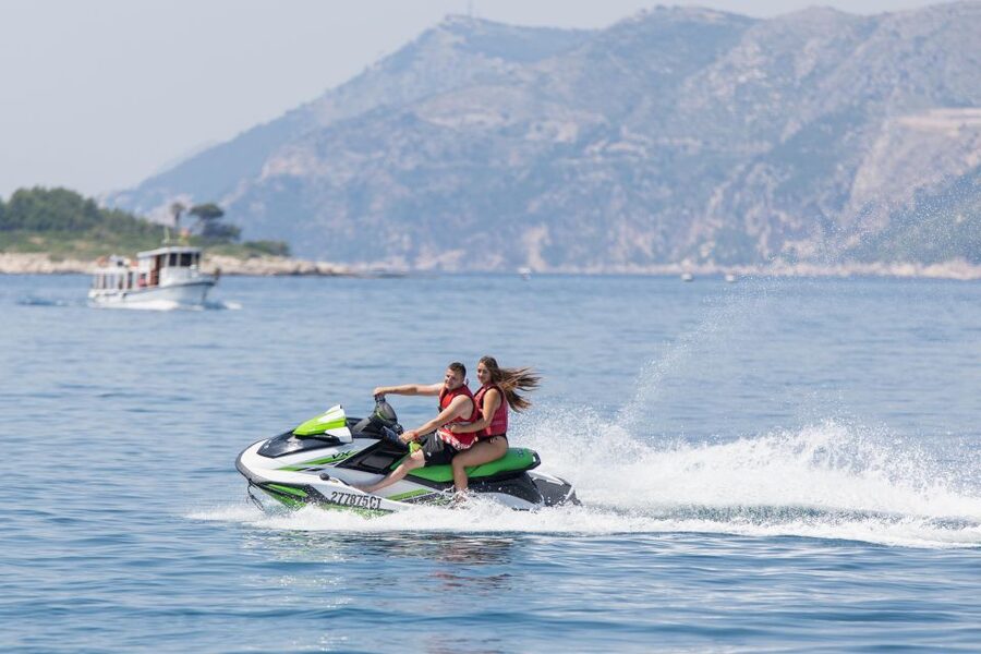 Cavtat: Jet ski rental - How the timing affects the value