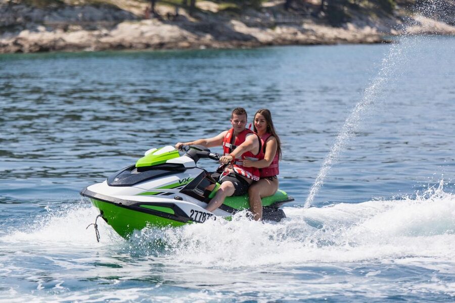 Cavtat: Jet ski rental - The safety briefing before the throttle