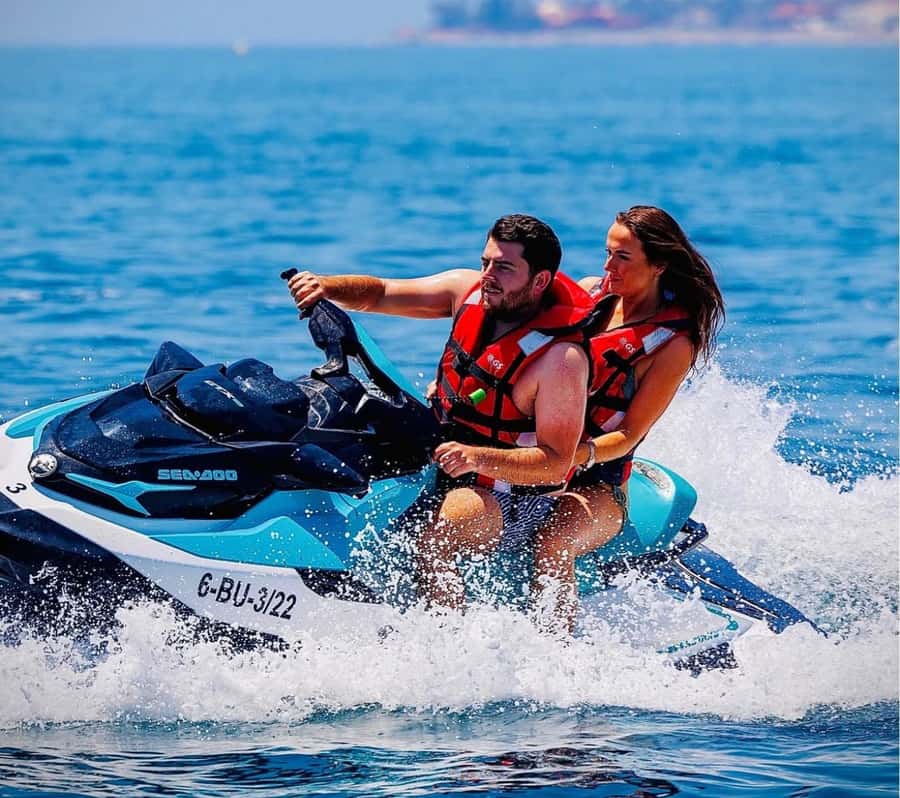 Doha Jet Ski Adventure – Ride the Arabian Waves - Getting ready for the water