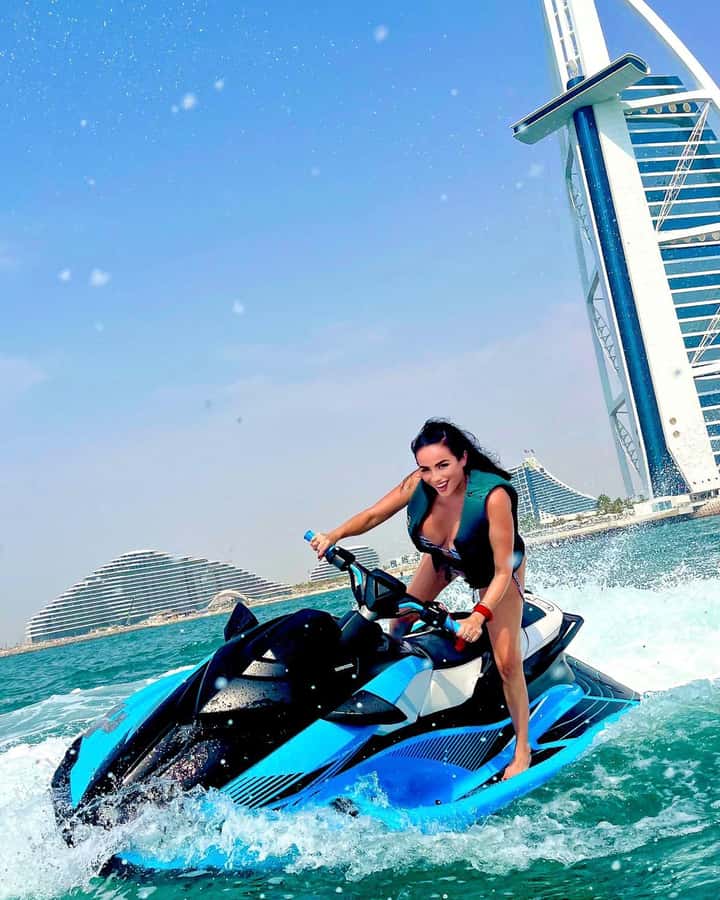 Dubai: Burj Al Arab Jetski Tour - What the $81 price really buys you