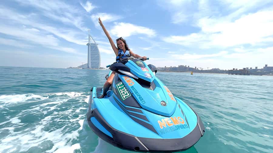 Dubai Jet Ski: Burj Khalifa, Burj Al Arab, Pics & Ice Cream! - Jumeirah Beach and the faster stretch