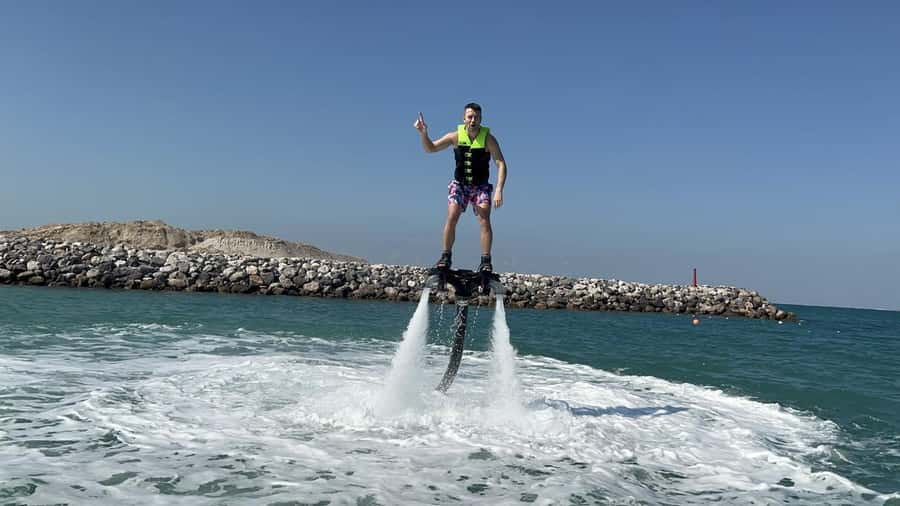 Dubai: Jet ski & Flyboard in Dubai Free Ice Cream - What this Dubai water sports hour is really like