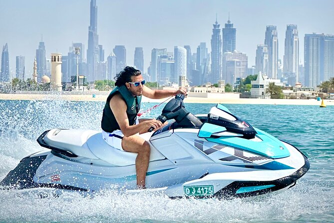 Dubai Jet Ski Ride – Free Photos & Videos - What the 30 minutes actually gives you