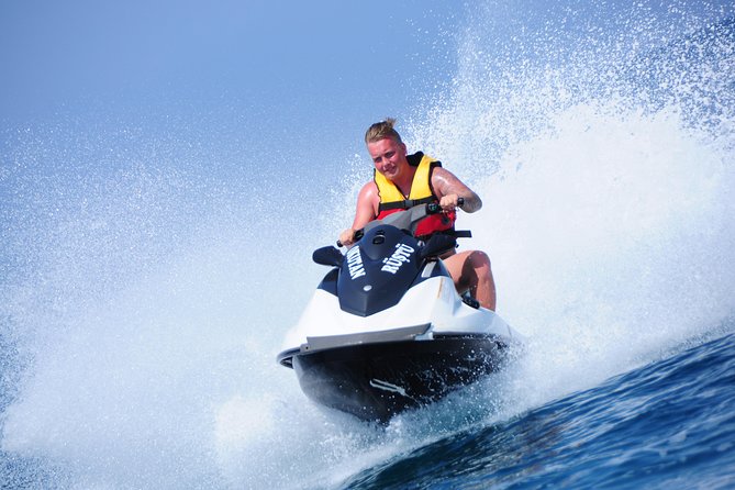 Dubai : Jet Ski Ride to Burj Khalifa & Burj Al Arab with Juice - Photos, juice, and what is included