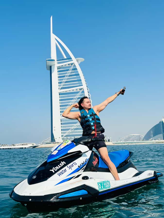 Dubai: Jet Ski Tour of Burj Al Arab with Photos - Riding toward the Burj Al Arab