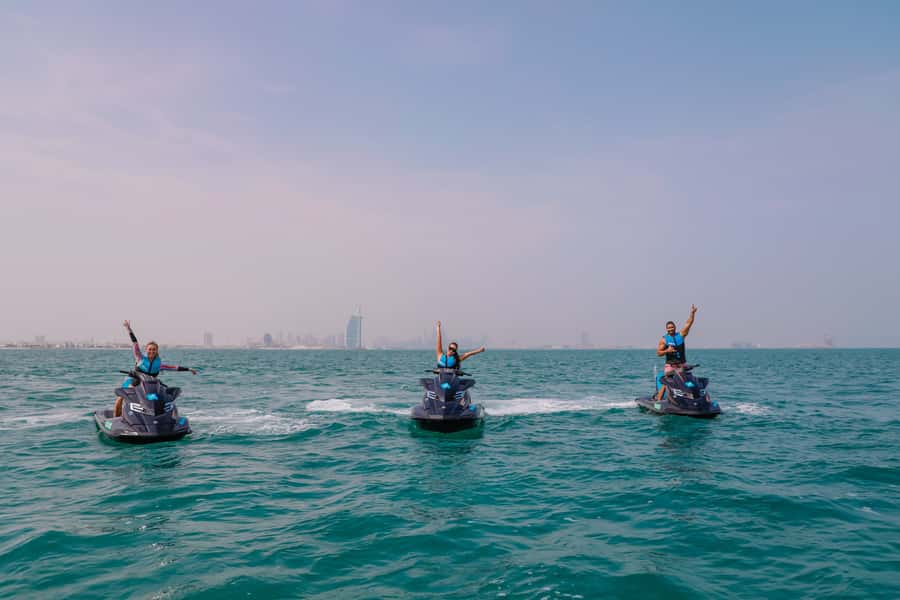 Dubai: Jetski, Burj Khalifa, Burj Al Arab, Juice, & Photos - Juice, water, and the small comforts
