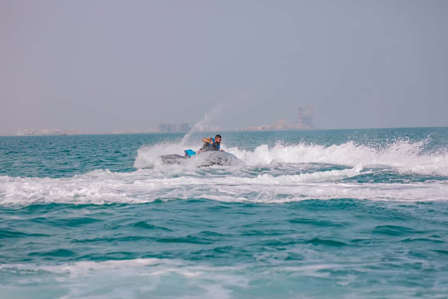Dubai: Jetski Ride up to 2 People with Photos & Refreshments - Seeing Dubai from the Arabian Gulf