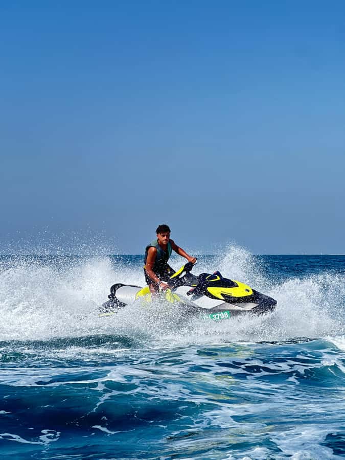 Dubai: Jetski Tour to Dubai Eye, JBR, Palm & Burj Al Arab - Key points at a glance