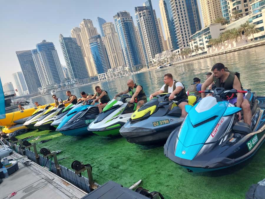 Dubai: Jetski Tour to Dubai Eye, JBR, Palm & Burj Al Arab - Starting at Shark Jetski Yacht Club