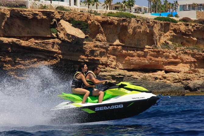 Excursion to Cala Salada by Jet Ski From San Antonio - Cala Gració, the first coastal glimpse