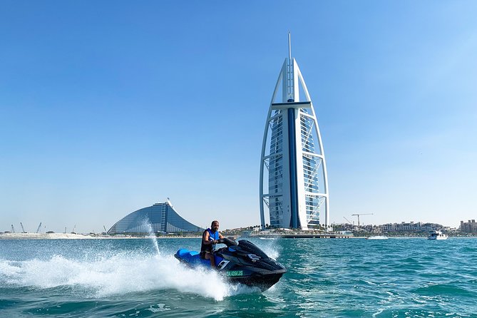 Fastest Jet Ski with Dubai Skyline, Burj Al Arab Views and Juice - Who should book this ride?