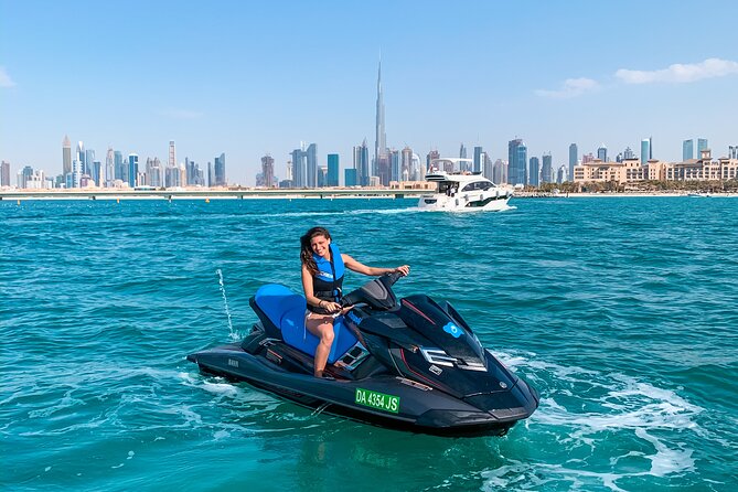 Fastest Jet Ski with Dubai Skyline, Burj Al Arab Views and Juice - The safety briefing sets the tone