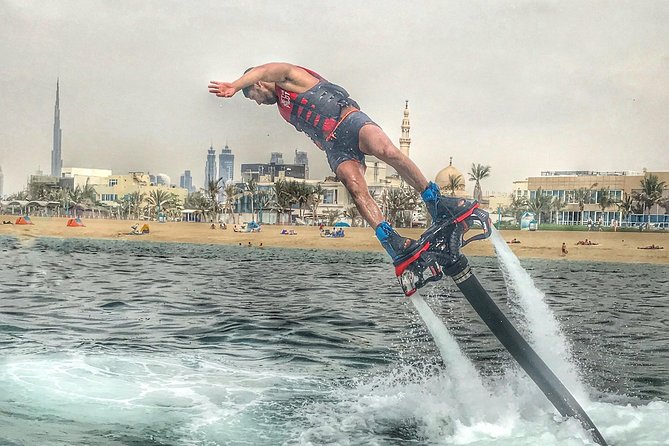 FLYBOARD 30mn session @ POPEYE JETSKI - Getting suited up for the flyboard
