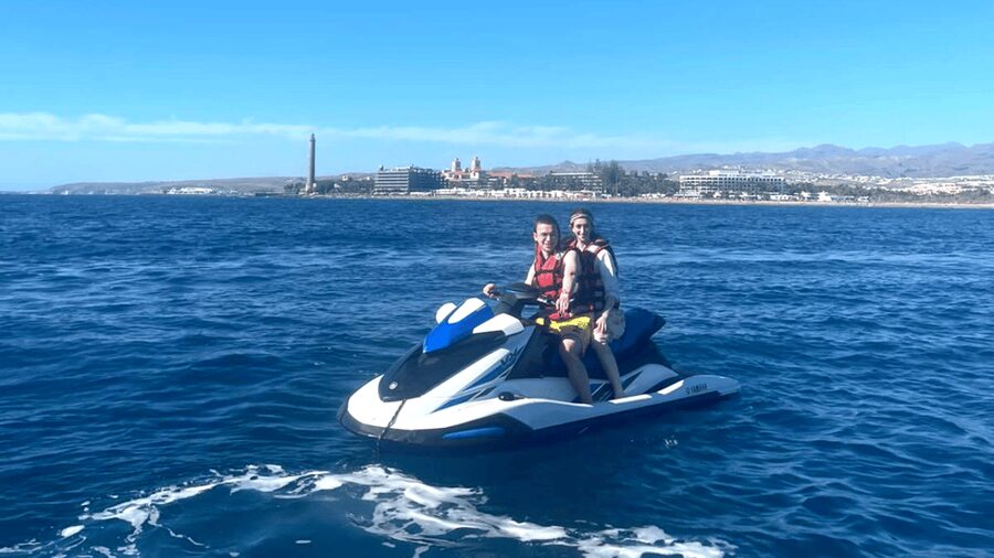 From Playa del Inglés: Guided Jet Ski Tour & Hotel Transfers - The safety briefing and getting ready
