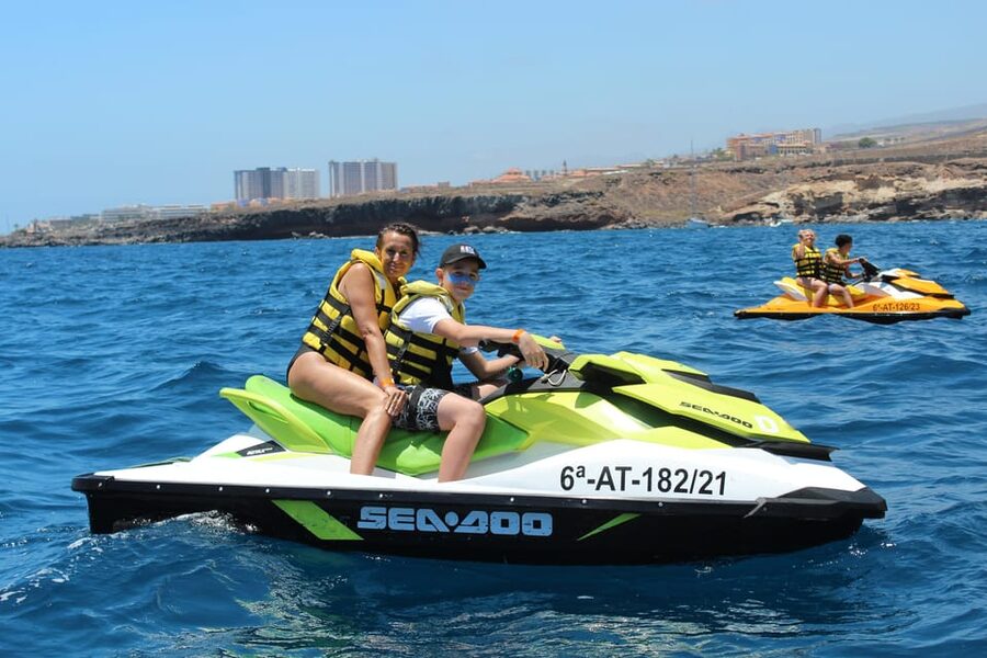 From Puerto Colon : 1 hour adrenaline JetSki tour - Key points at a glance