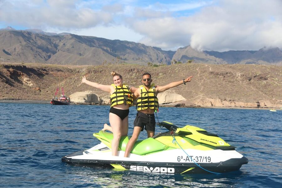 From Puerto Colon : 1 hour adrenaline JetSki tour - Should you book the Puerto Colon jet ski tour?
