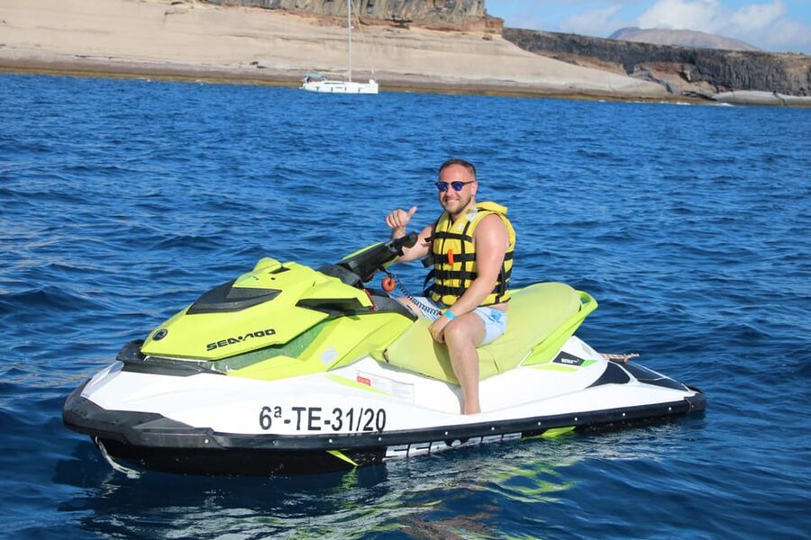 From Puerto Colon : 1 hour adrenaline JetSki tour - Is $141 good value for one hour?