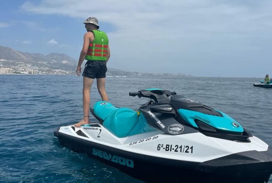 Fuengirola: Best Jet Ski Rental - Beginners, teenagers, and mixed-age groups