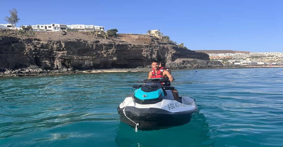 Fuerteventura : 30 minute JetSki Rental without licence - Sharing one Jet Ski with a friend or partner