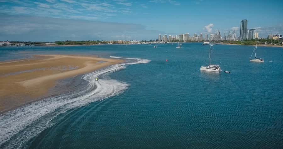 Gold Coast:Full Speed 30-Minute Jet Ski Safari-No Slow Zones - The First 60 Minutes: Arrival, Safety, and Practice
