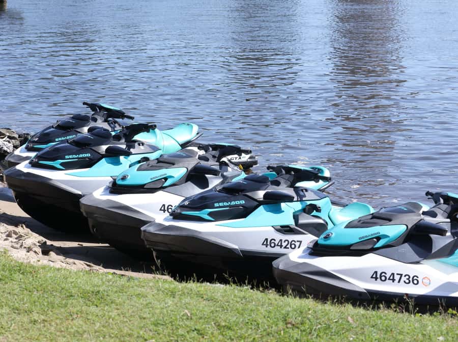 Gold Coast: Stradbroke Island Jetski Tour - Who should book this private island ride?
