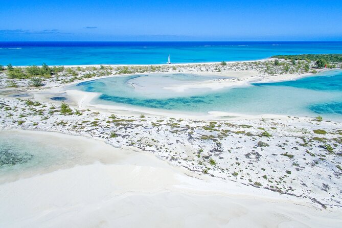 Half Moon Bay Jet Ski Tour & Snorkeling the La Famille Shipwreck - La Famille Express gives the ride a story