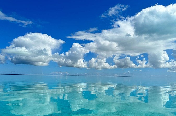 Half Moon Bay Jet Ski Tour & Snorkeling the La Famille Shipwreck - The return route includes Providenciales views