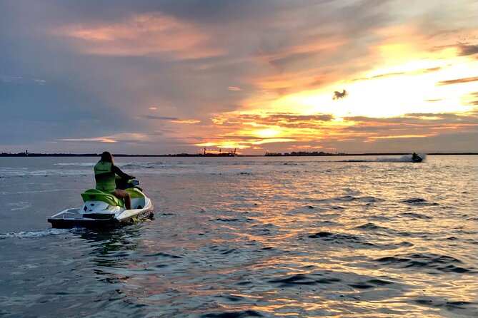Honey Ryder Sunrise Jet Skiing in Darwin - Searching for dolphins and sea turtles