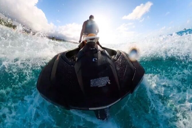 Hydroventure Luquillo Freestyle Run 30 Minutes jetski - Riding with a passenger or taking your own turn