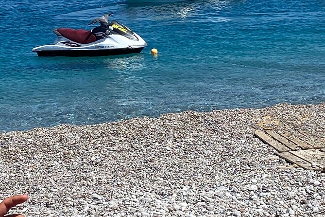 JET-SKI adrenaline rush - The safety briefing comes before the speed