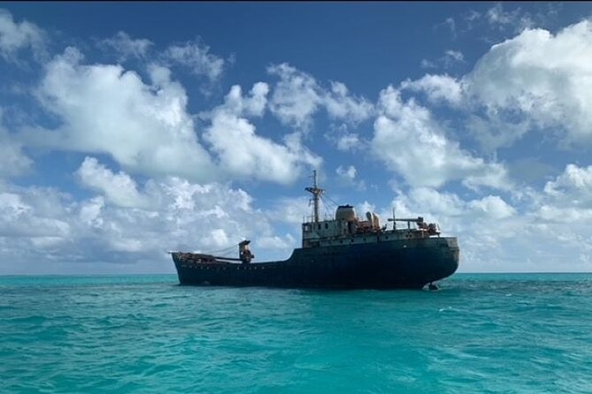 Jet Ski Adventure in Crystal Waters of Turks and Caicos - Searching for Jojo and exploring the smaller cays