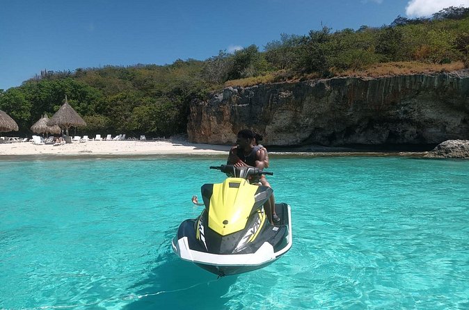 Jet Ski Adventure Tour Curacao - Rough water, speed, and who should take the wheel